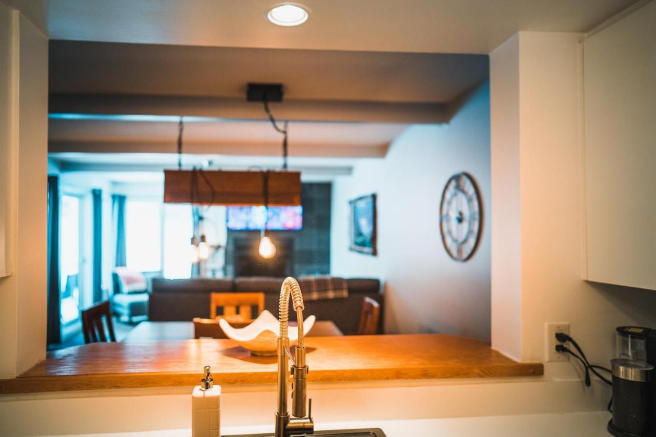 Magnifique Condo Pres Du Lac Tremblant Mont-Tremblant Extérieur photo